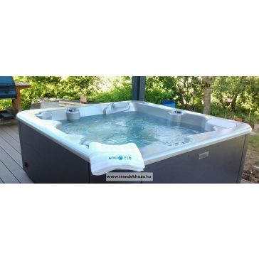 Aqualife 5  198x193x76cm jakuzzi