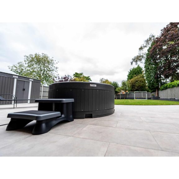 REVOLUTION_ORBIS jakuzzi  183x74cm