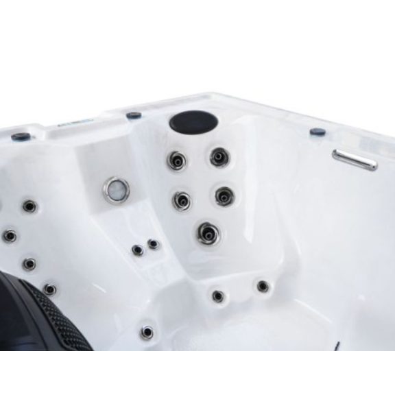 Revolution-spa Sanotechnik Catania 210x180x82 cm jakuzzi