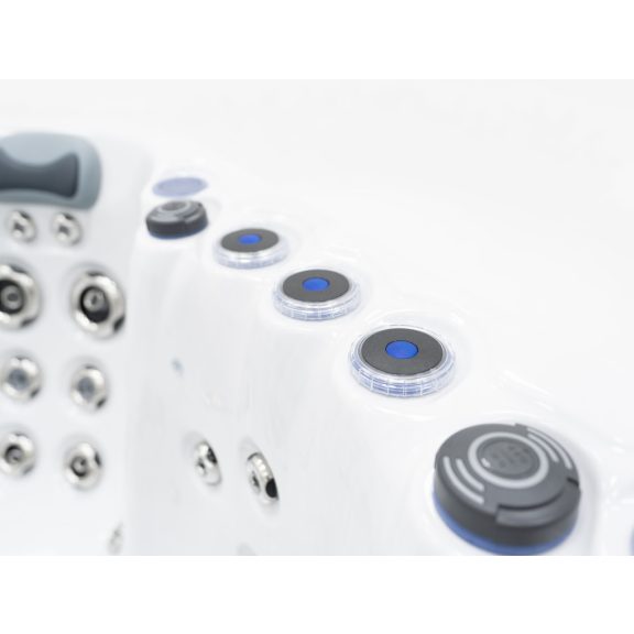 Revolution-spa Jupiter 200x200x80cm 7 fős jakuzzi