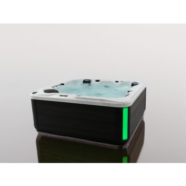 Revolution-spa Mars 200x200x80 5 fős jakuzzi