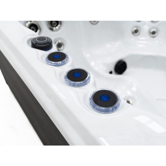 Revolution-spa Mars 200x200x80 5 fős jakuzzi