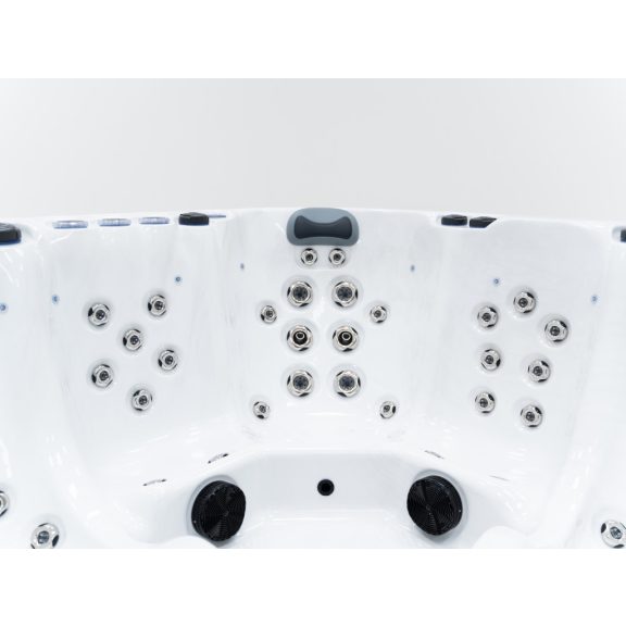 Revolution-spa Neptune 200x200x80 5 fős jakuzzi