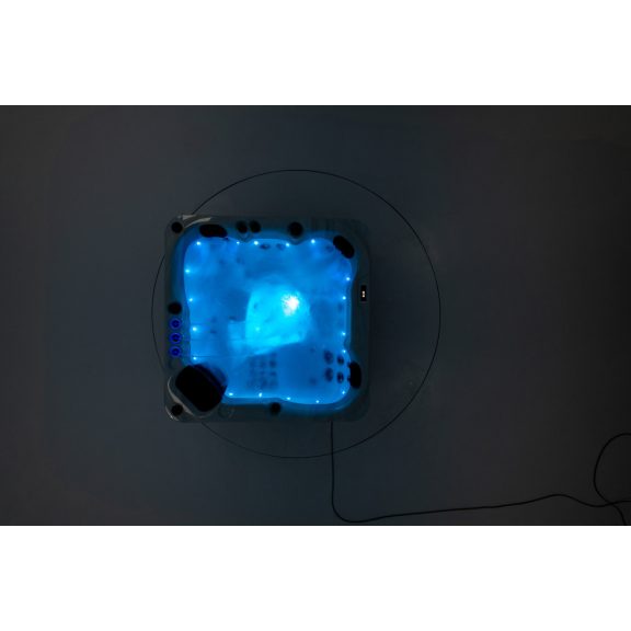 Revolution-spa PS Happy 200x200x90 cm jakuzzi