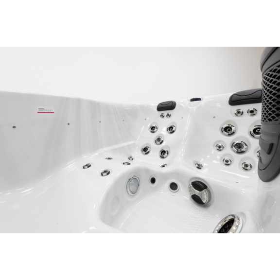 Revolution-spa PS Tahiti 213×165×87 cm jakuzzi