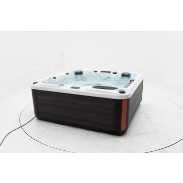 Revolution-spa Saturn 200x200x80 6 fős jakuzzi