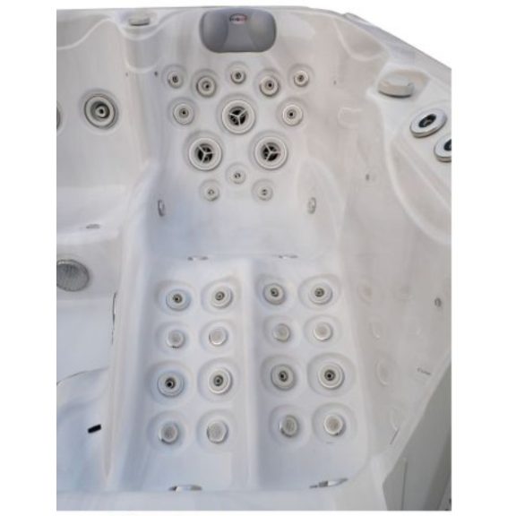 Revolution-spa Sanotechnik HawaI 220x220x95 cm jakuzzi