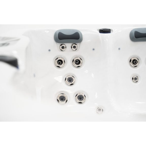Revolution-spa Mercury 213x165x80 3 fős jakuzzi