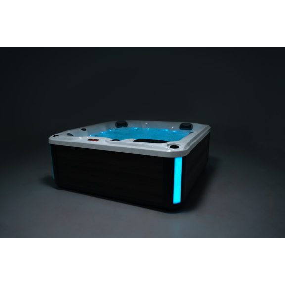 Revolution-spa Venus 200x200x80 6 fos jakuzzi