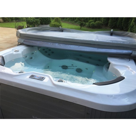 WaterW Padova Jakuzzi 200 x 210 x 90 cm