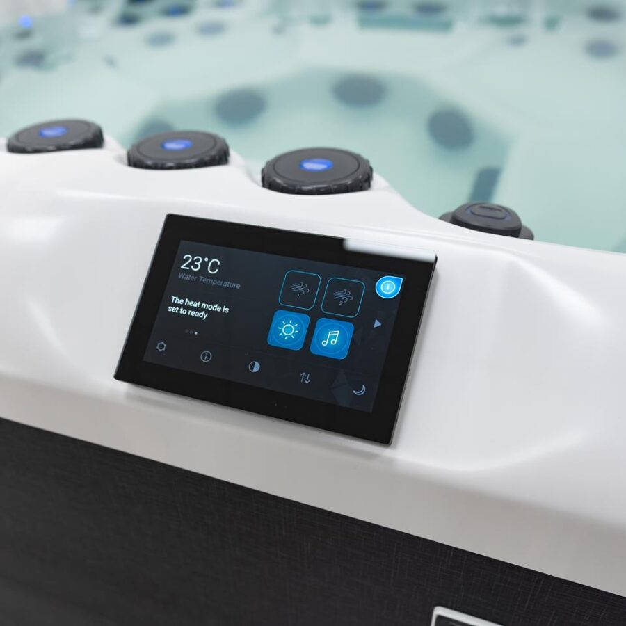 Jakuzzi hőmérsékleti útmutató: Legjobb beállítások felnőtteknek, gyermekeknek és télen